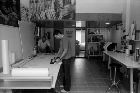 Interior del taller Moncho Miguelez, rotulista. Francelos