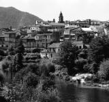 Vista xeral da vila de Ribadavia dende a ponte de San Francisco.