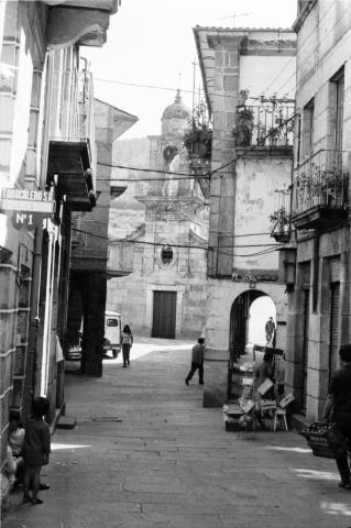 Vista da praza da Madalena